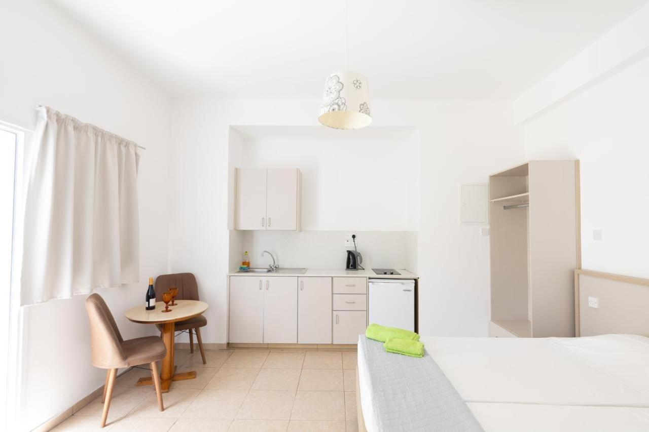 Christothea Apartments Ayia Napa Room photo